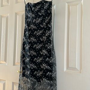 White House Black Market strapless dress    Excellent condition